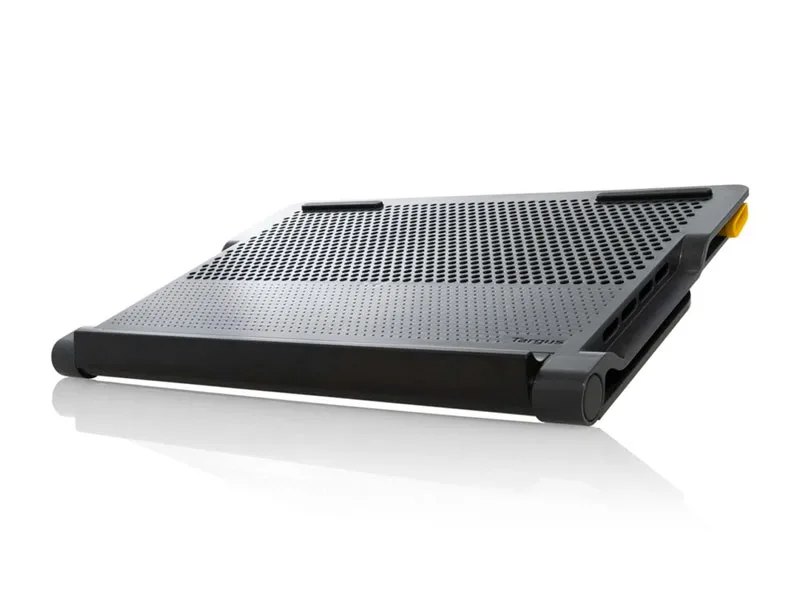 Cooler para Laptop TARGUS Chill Mat 17" 4-Port Hub